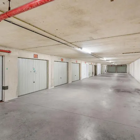 Lägenhet Beautiful Spacious 100m From The With 2 Terraces & Private Garage Box Oostende