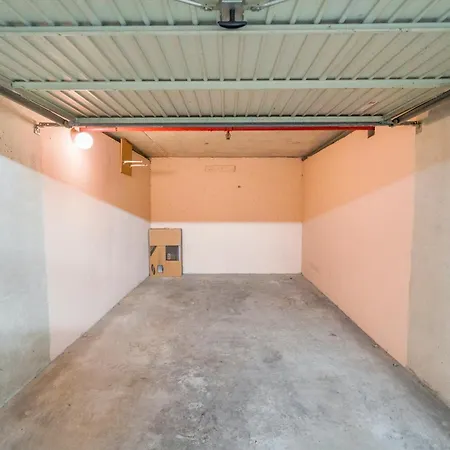 Apartament Beautiful Spacious 100m From The With 2 Terraces & Private Garage Box *